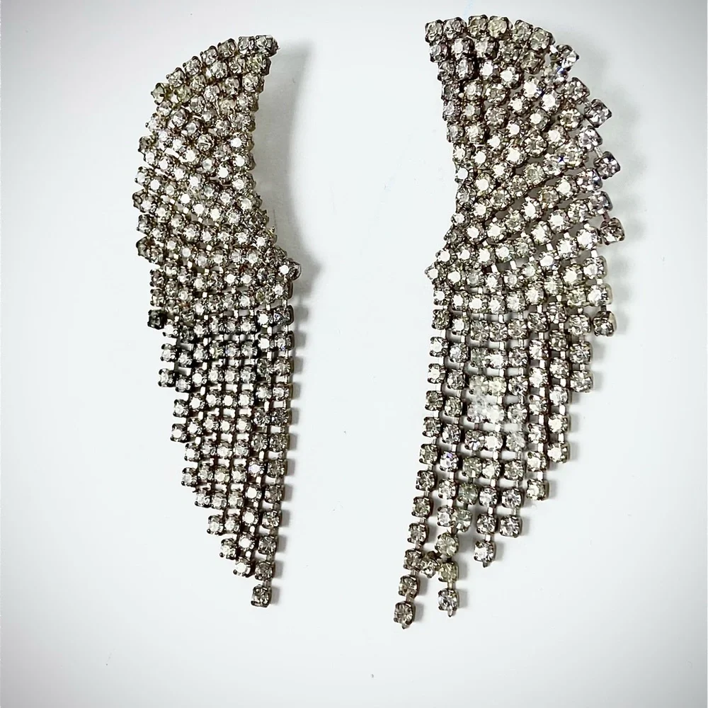 Vintage 80’s Rhinestone Drop Earrings 3-inches. All stones in place. No backing - Picture 2 of 7